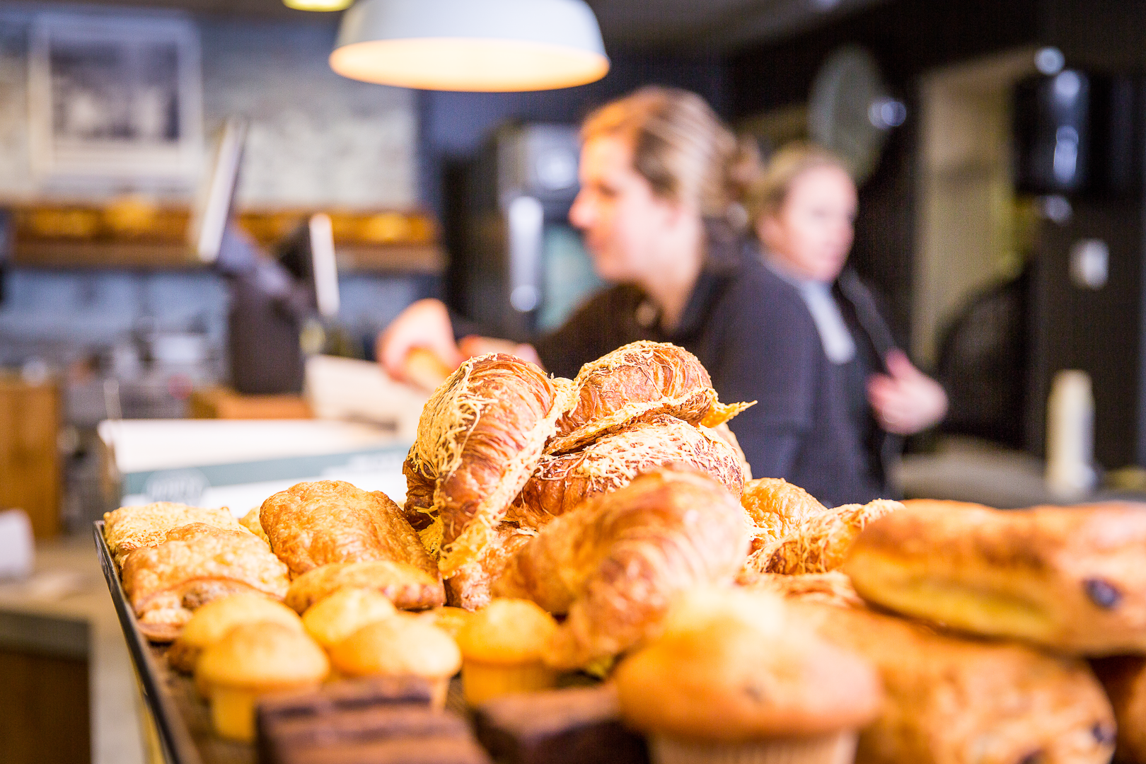 Uw lunch is onze specialiteit!  Right Image